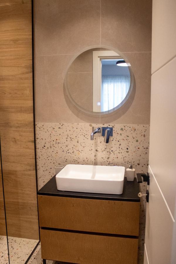 Downtown Studio Apartments Tiran Dış mekan fotoğraf